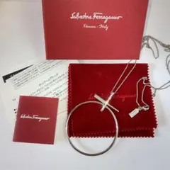 フェラガモ Salvatore Ferragamo ペンダント/ネックレス