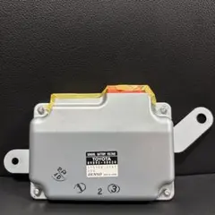 トヨタ純正 バッテリー電圧センサー 89892-48020 - メルカリ