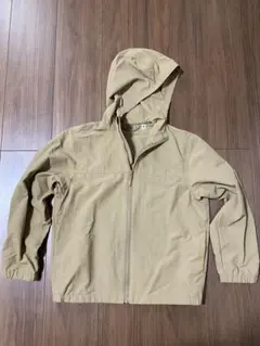 ユニクロ　フード付きアウター　140cm