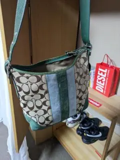 希少 小型 coach ショルダーバッグ swag drip yoko - メルカリ