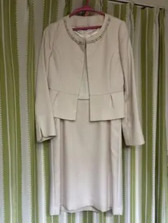 ジャケット付きワンピース