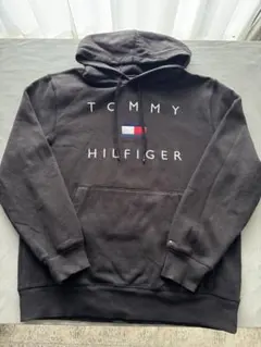 TOMMY HILFIGER ブラック フード付きパーカー L/G