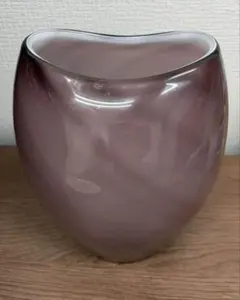 花瓶　モーヴピンク　ガラス花瓶