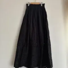ブラック 刺繍 フレアスカート ロング丈Sサイズのサムネイル