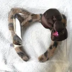 ユニバ キティカチューシャ ヒョウ柄 茶色 美品