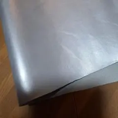 革　ハギレ　牛革パールスムース　N665