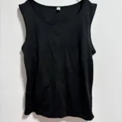 黒　ノースリーブ　タンクトップ