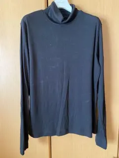UNIQLO☆黒リブハイネック 長袖