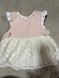 プティマイン　フリル付きピンクレースロンパース