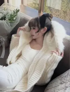 treatürself Bunny fur cableknit cardigan