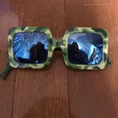 ディズニー迷彩柄ミラーサングラス