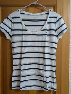 TOMMY HILFIGER ボーダーストライプ Vネック Tシャツ　白ホワイトのサムネイル