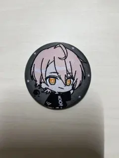 カラフルピーチ　刺繍缶バッジ　うり