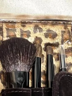 【非売品】YSL メイクブラシセット ヒョウ柄ポーチ付き