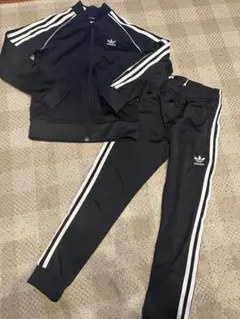 アディダスオリジナルス　ジャージ　上下