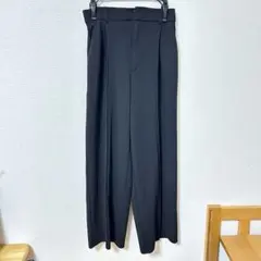 ❤️Sサイズ❤️GU カットソースラックス ブラック 黒 センタープレスデザイン