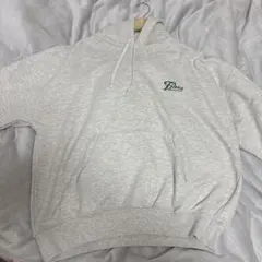 WEGOロゴ入りパーカー