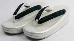 Item thumbnail for item df010f31-e23a-4dcb-8e06-5a328a76a241