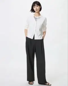 ユニクロ　UNIQLO タックワイドパンツ ブラック　XSサイズ