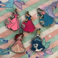 ディズニー　プリンセス　チャーム　トップ　アクセサリー