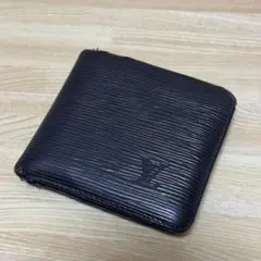【正規品】【即日発送】ルイヴィトン　エピ　二つ折り財布　黒