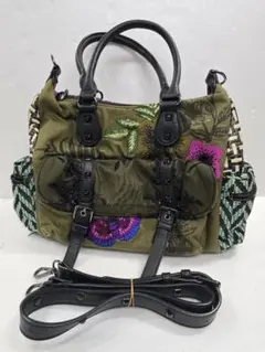最終値下　美品✨デシグアル　ショルダーバッグ　2Way　パッチワーク　MT724のサムネイル