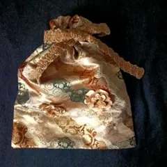 和風 模様 ゴールド 巾着 袋 花 モチーフ 付き ハンドメイド