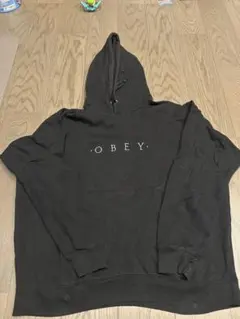 obey パーカー