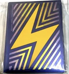 パ*ル様 【新品・匿名配送】海外限定 雷 ピカチュウ デッキシールド スリーブ