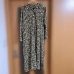 花柄ワンピース