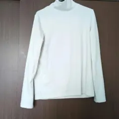 DAZY　タートルネック　白