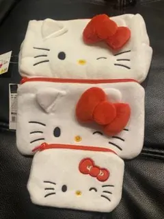 韓国ダイソー ハローキティ フリースポーチ ３点