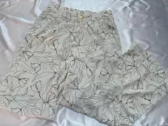 ナイスクラップ　花柄　ボトムス