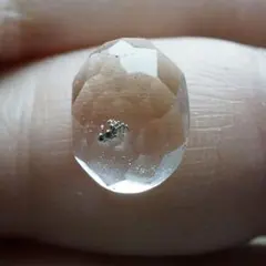 W2785 高品質 パイライトインクォーツ 特殊カット ルース