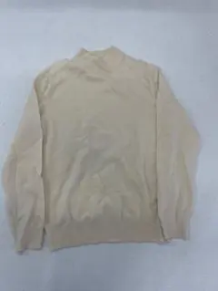 UNIQLO クリーム色 タートルネック　カシミヤ　セーター