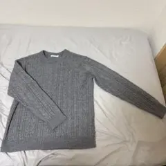 グレー ケーブル編み 長袖セーター