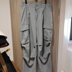 BEAMS テックカーゴパンツ