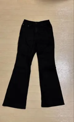 GU スリムフレアジーンズ　丈長め　Sサイズ　黒