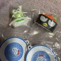 サンリオキャラクターズ　　　お寿司キーチェーン バッドばつ丸＆けろっぴ