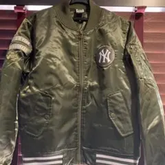majestic MLBニューヨーク ヤンキース　MA-1 ジャケット古着