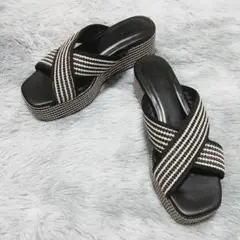 【美品】FRAY I.D 厚底 クロスサンダルのサムネイル