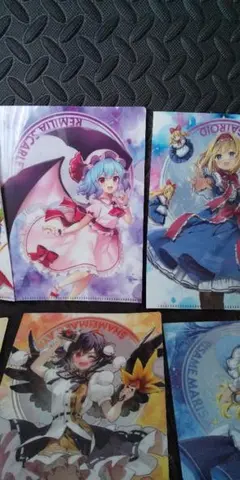 ダイソー東方 クリアファイル+ホロライブメタリックカード