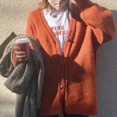 オレンジ Vネックカーディガン