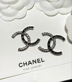 CHANEL ヴィンテージパーツ　シルバー2SET。