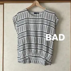 BAD トップスのサムネイル