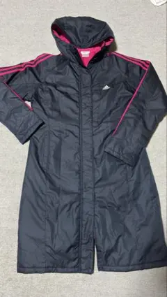 adidas フード付きロングコート 黒/ピンク
