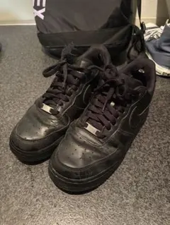 Nike Air Force 1 ブラック スニーカー