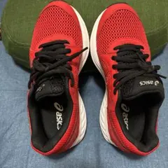 asics ランニングシューズ レッド 23.5cm