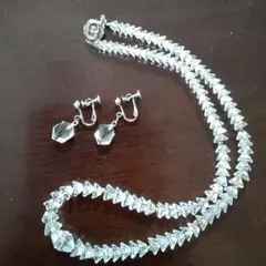 水晶 ネックレスとイヤリングセット