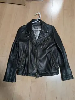 黒レザーダブルライダースジャケット